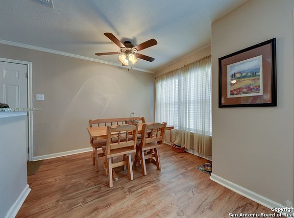 4th image of 315 Bryn Mawr Dr