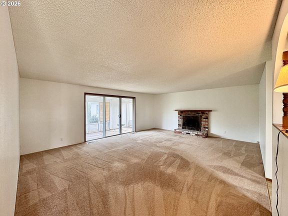 5th image of 948 V St