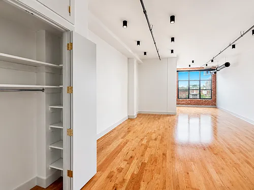 255 McKibben St #214 Photo 1