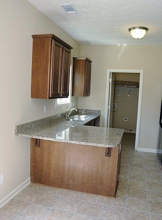 5th image of 2211 Winding Oak Dr