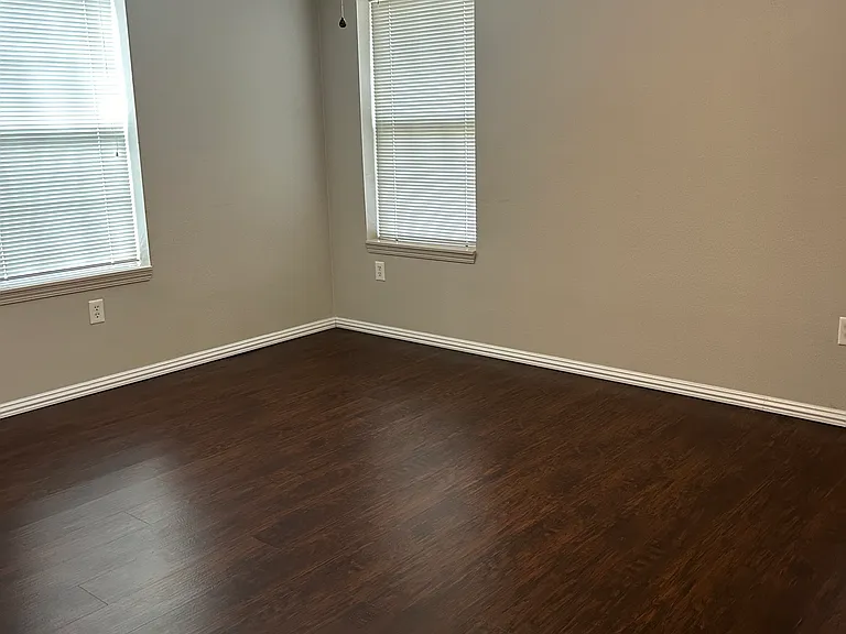 1260 E Overcrest St — Photo 12