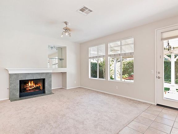4th image of 27636 Yardley Way