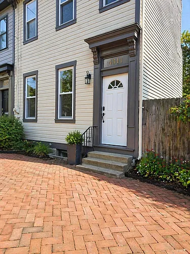 1411 W North Ave #2 Photo 1