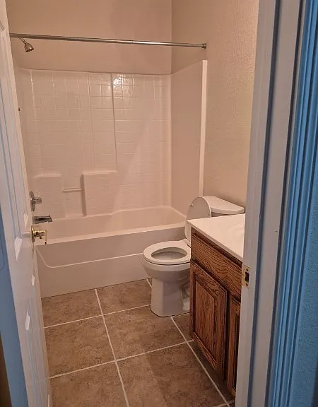7205 Hogan Dr — Photo 15