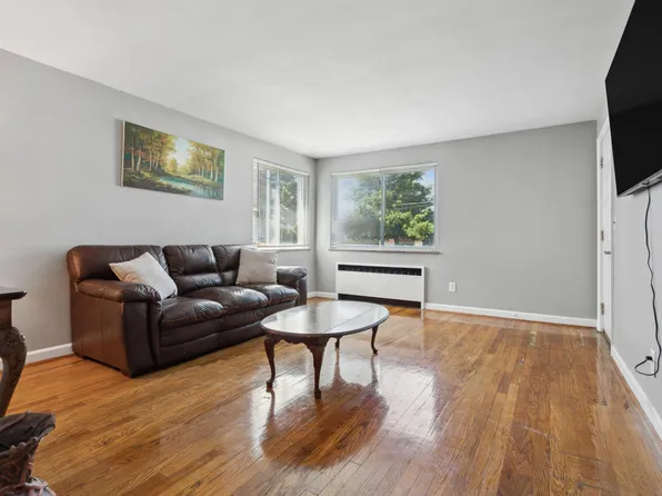 3933 E Gatewood Ln APT 2, Cincinnati, OH 45236