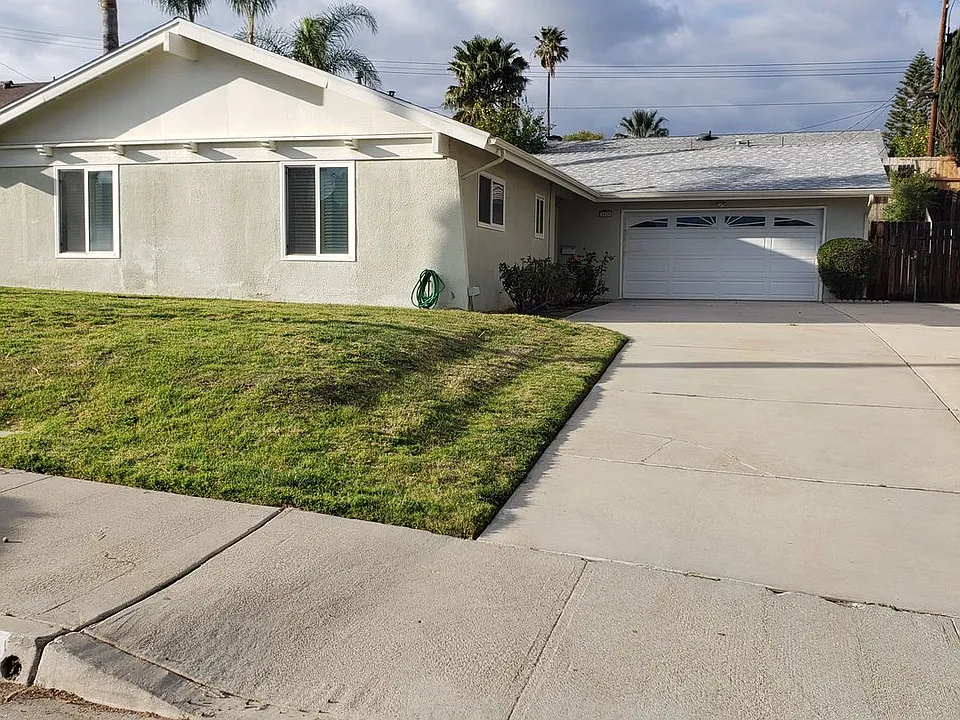 5939 Petite Ct