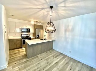 750 N Inglewood Ave APT 8, Inglewood, CA 90302