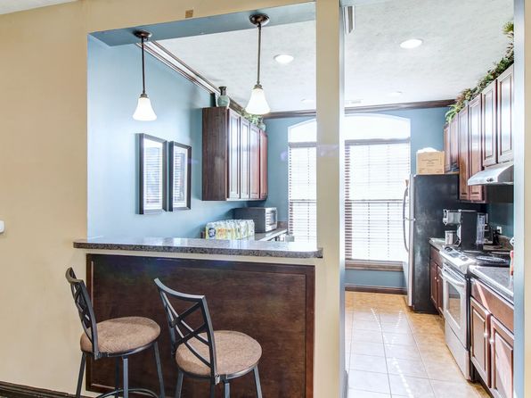 9852 Josephine Ct, La Vista, NE