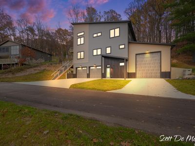 7116 Larned Dr NE, Belding, MI, 48809