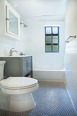 5th image of 2588 7th Ave APT 3F