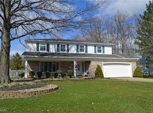 20752 Sandalwood Ln, Strongsville, OH