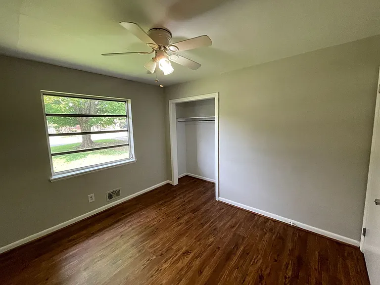 709 Branton Dr — Photo 16