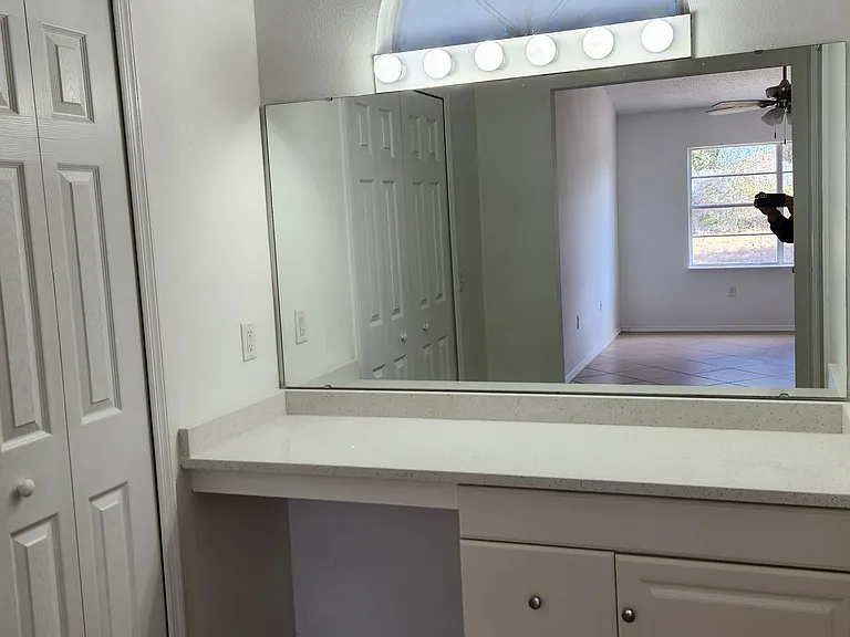 Master Bedroom Extra