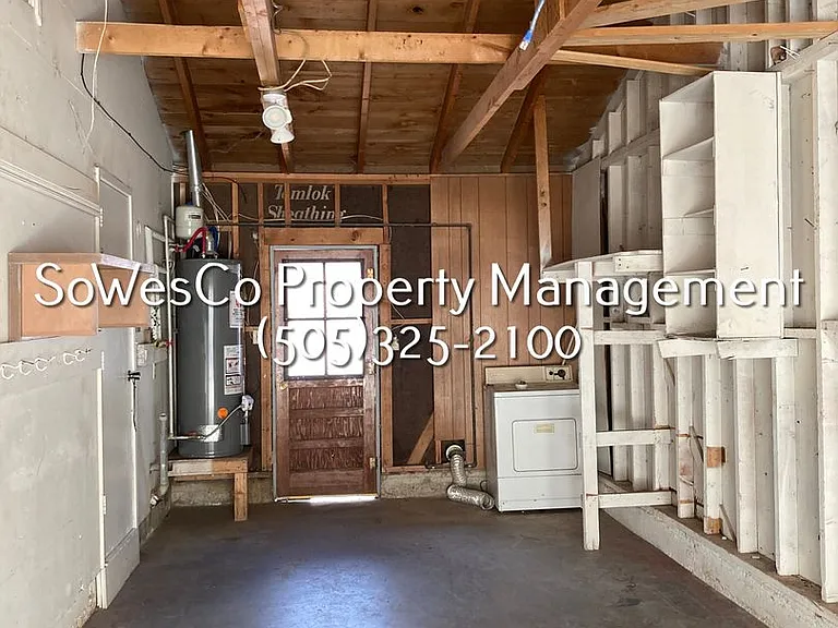 902 E 26th St — Photo 14