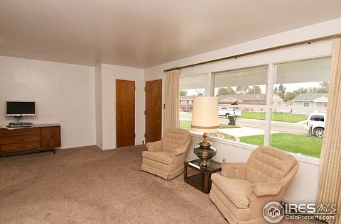 4th image of 261 California St
