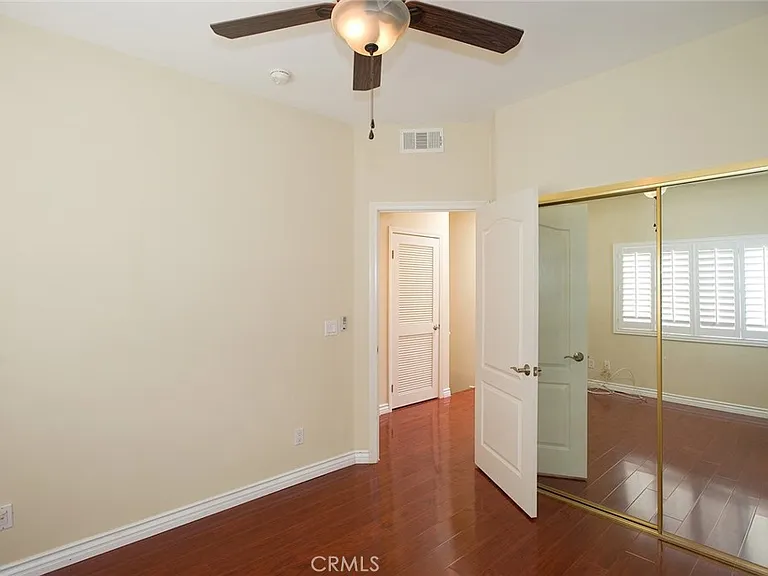 2345 Montrose Ave #5 — Photo 20