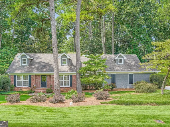 2834 Evans Woods Dr, Atlanta, GA 30340