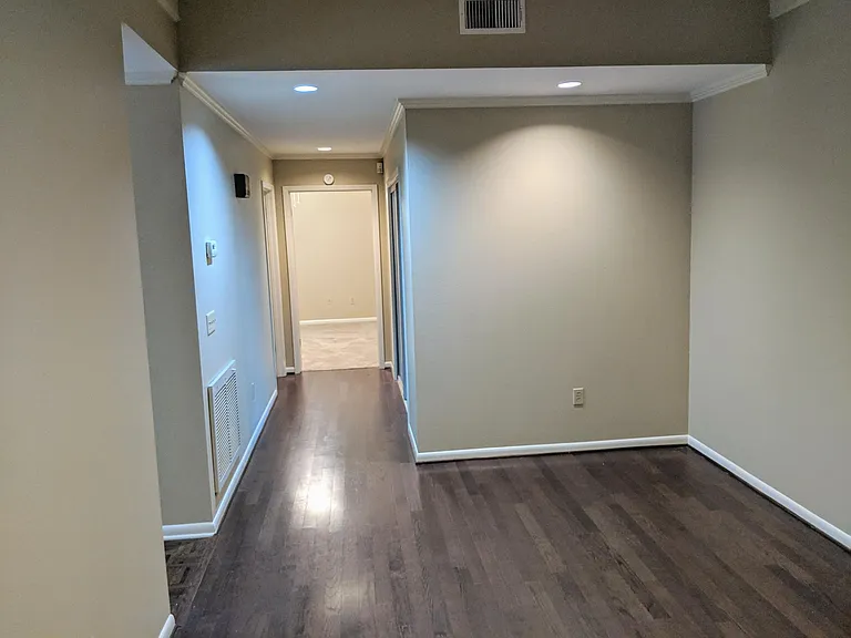 400 Forbes St #3 — Photo 7