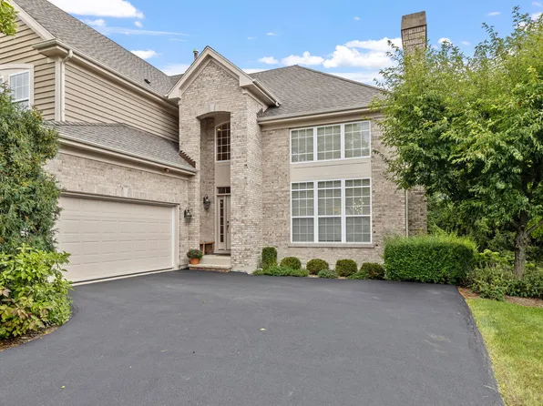 805 Stone Canyon Cir, Inverness, IL 60010