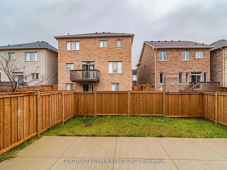 73 Thornbush Blvd — Photo 26
