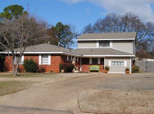 3519 Royal Crest Dr, Montgomery, AL 36109