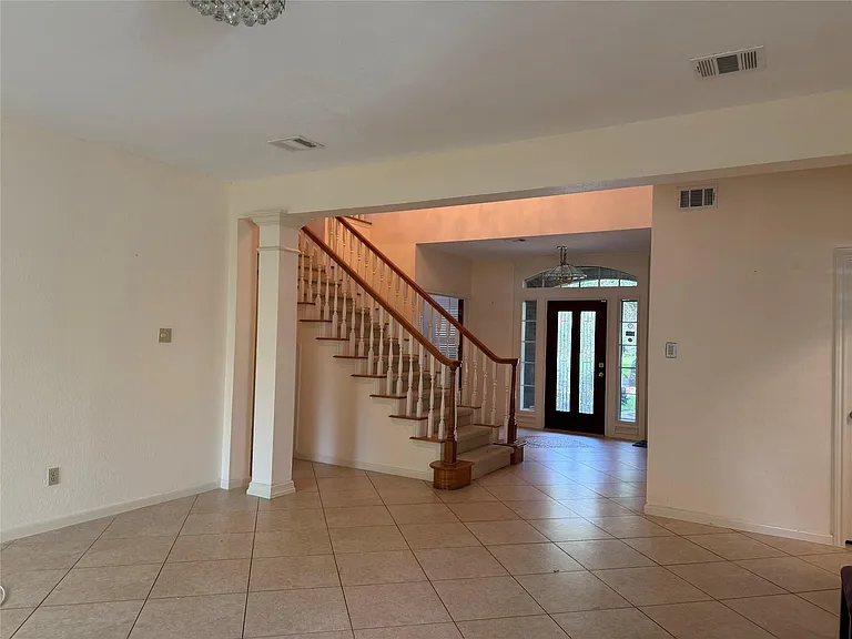 3739 Elkins Rd — Photo 11