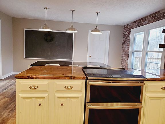 Looking into Dining Room