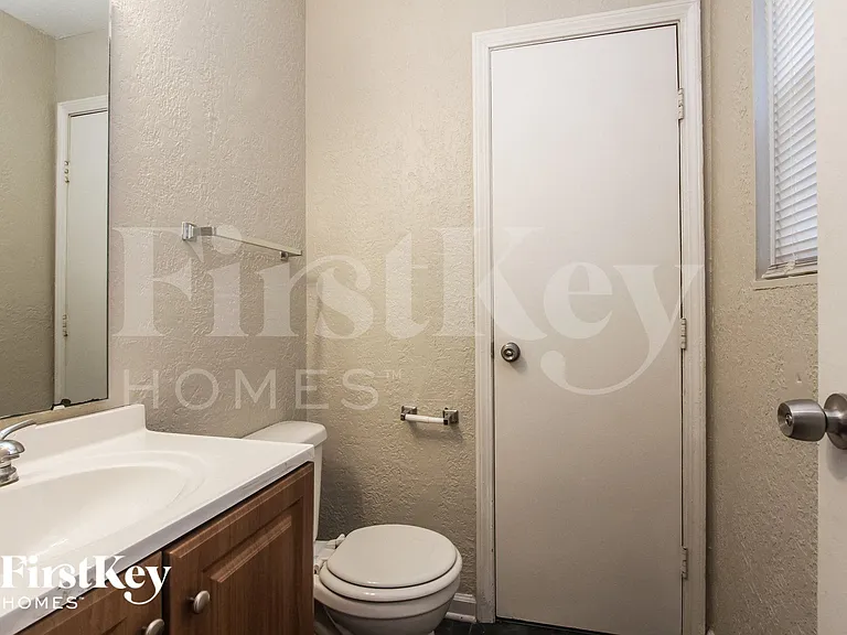 9630 Pepperidge Dr — Photo 14