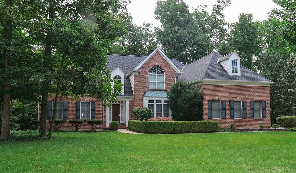 1st image of 11390 Brittany Woods Ln