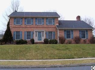 1015 Chippenham Rd, Mechanicsburg, PA 17050