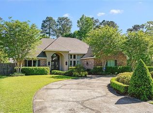 104 Fontainbleau Dr, Mandeville, LA 70471