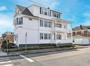 1108 Newport Ave, Pawtucket, RI 02861