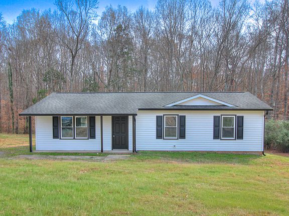 2nd image of 1024 Sharon Dr