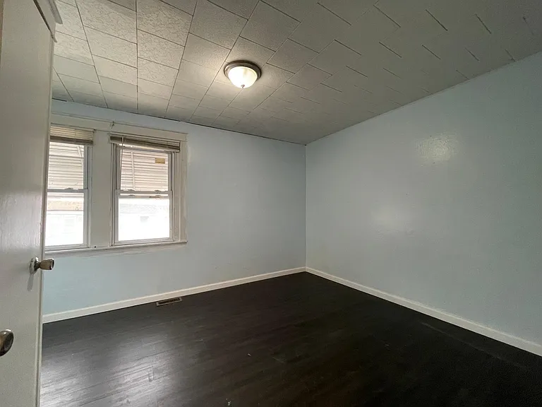 7072 Veronica Rd — Photo 5