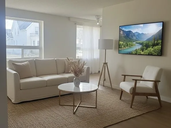 16 McDonald St N #44, New Tecumseth, ON L9R 1G6