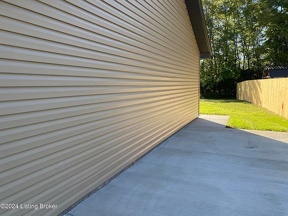 4th image of 13202 Bessels Blvd