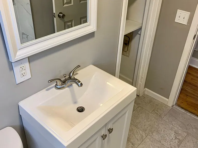 37 Orlando Ave — Photo 7