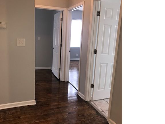 3rd image of 9118 S Dauphin Ave #202WKF