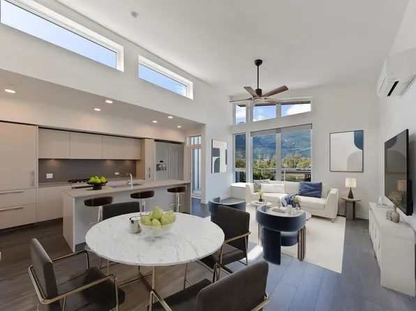 1502 Scott Cres #208, Squamish, BC V8B 1G4