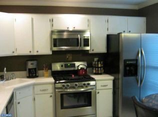 2 Tompkins Pl, Lawrence, NJ 08648