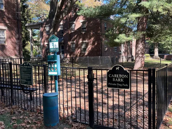 Carlton Park Apartments