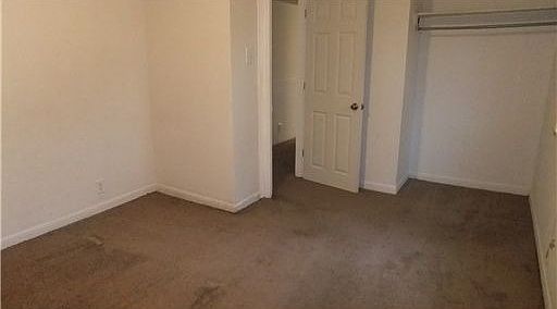5th image of 1738 S Twyckenham Dr