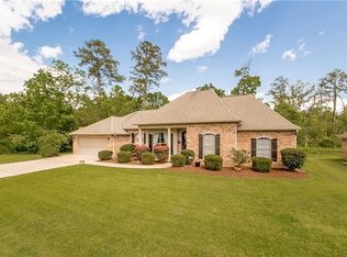 197 Golden Meadow Dr, Covington, LA 70433