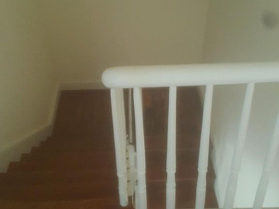 5th image of 228 S Laurel St