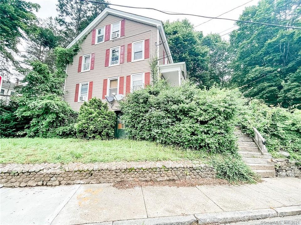 46 Grove St, Putnam, CT 06260 Zillow