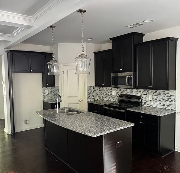 2901 Emme Ct — Photo 34