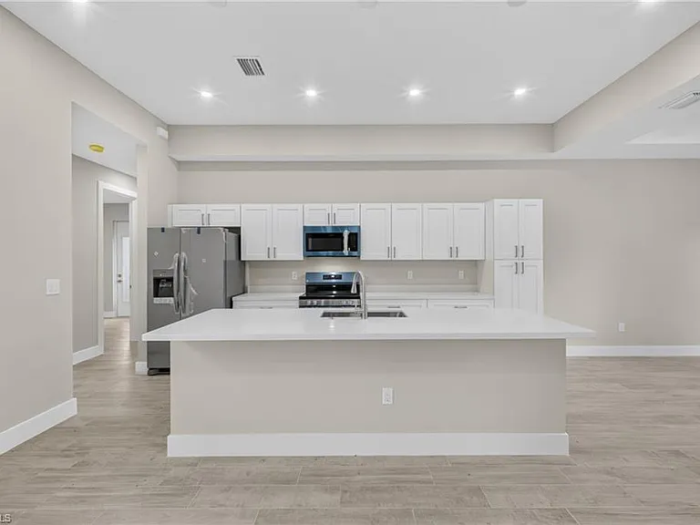119 Wellington Ave — Photo 16