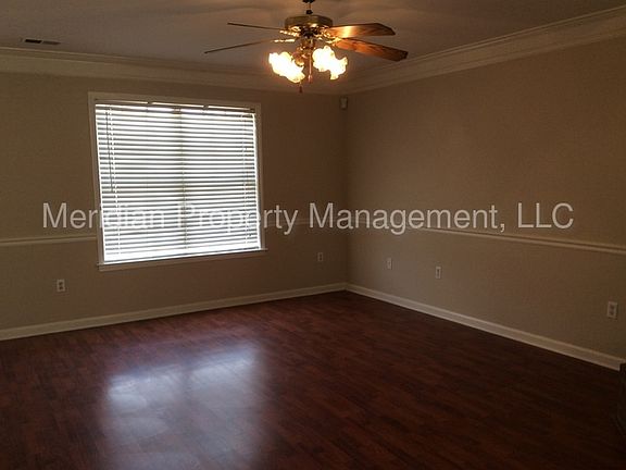 4th image of 1213 Thames Dr