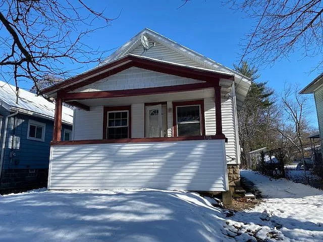 1704 New York Ave