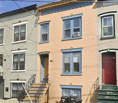 1st image of 181 Eagle St